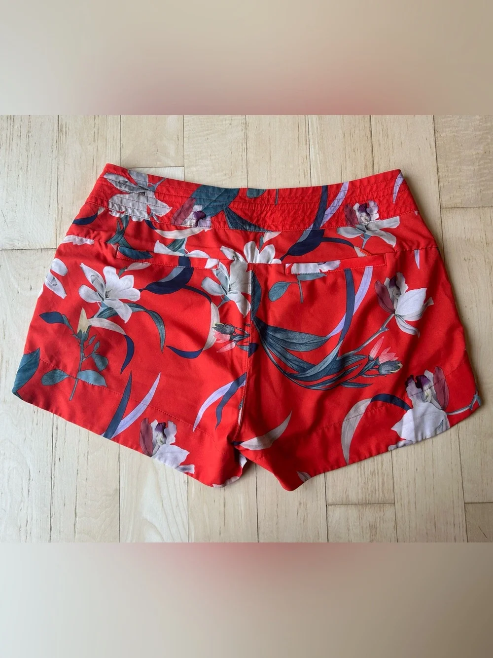 Athleta Women’s Coral Red Tropical Hudson Floral Board Swim Shorts Size 8